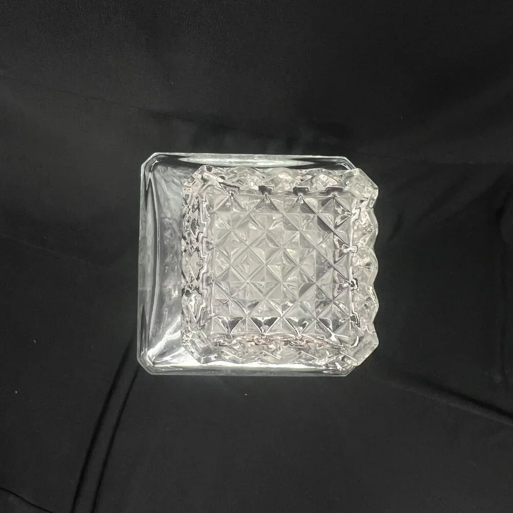 Luminarc Clear Diamond Pattern Crystal Decanter and Square Stopper‎ - 8.75